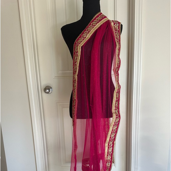 Hot pink fancy Pakistani Indian dupatta scarf - Picture 3 of 5